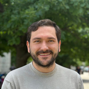 Meet your Posher, Javier